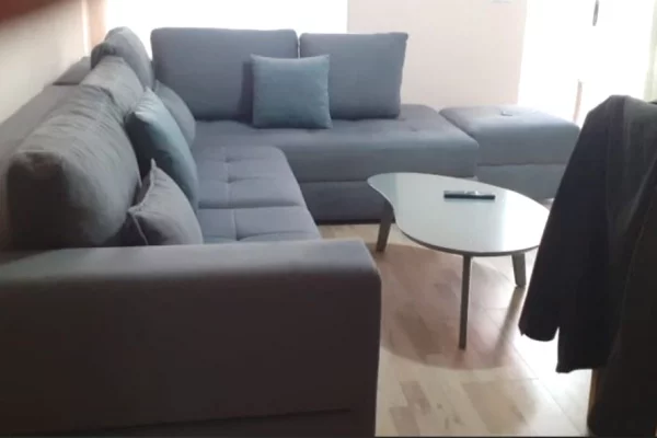 Shtepi me qera 2+1 ne Tirane - 600 Euro