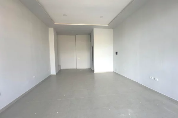 Business Property in Sale 1+1 in Lezha - 110,000 Euro
