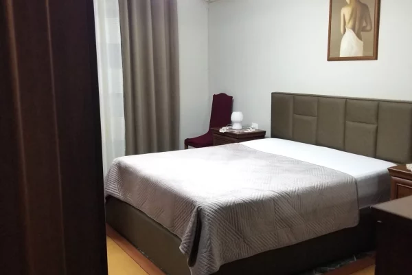 Shtepi me qera 2+1 ne Tirane - 600 Euro