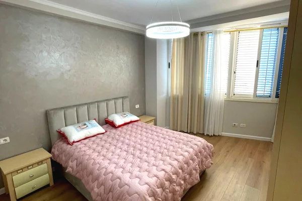 Shtepi me qera 2+1 ne Tirane - 600 Euro