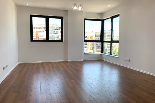 Business Property for Rent 3+1 in Tirana - 600 Euro