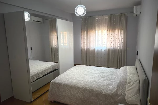 Casa in affitto 1+1 a Tirana - 48,000 Leke