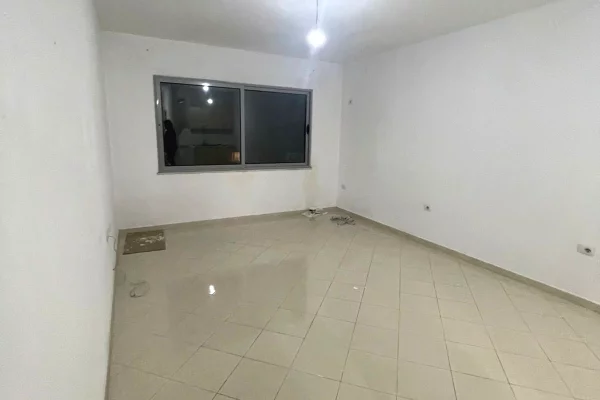 Shtepi ne shitje 3+1 ne Tirane - 350,000 Euro