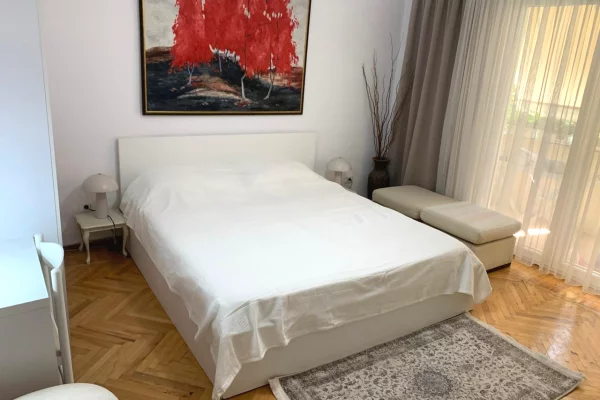 Shtepi me qera 2+1 ne Tirane - 500 Euro