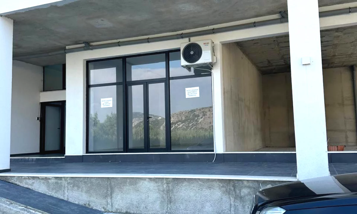 shitet okazion lokal/dyqan ne shengjin me hipoteke