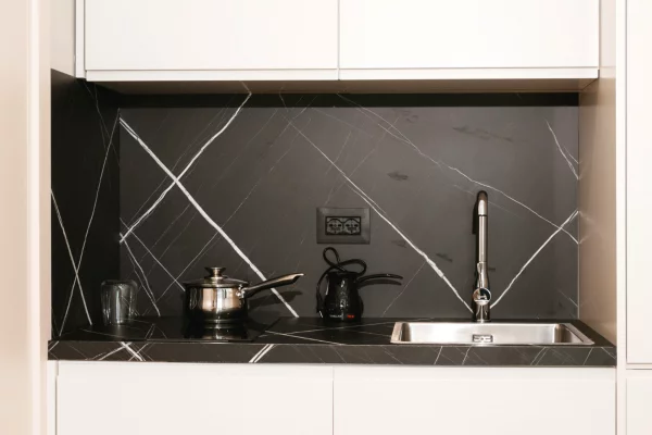 Shtepi me qera 1+1 ne Tirane - 1,100 Euro