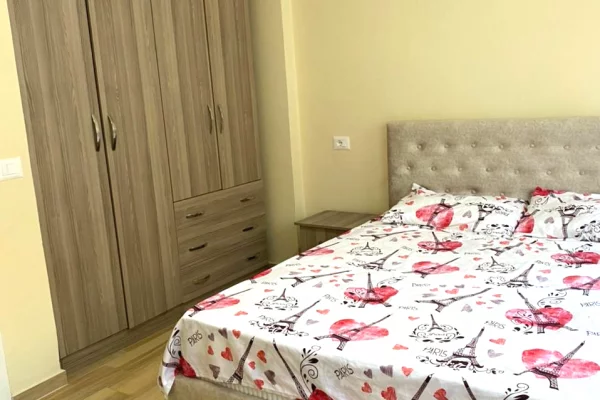 Shtepi me qera 1+1 ne Tirane - 550 Euro