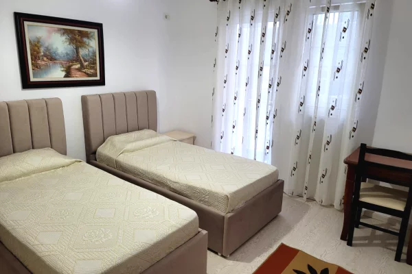 Shtepi me qera 1+1 ne Tirane - 450 Euro