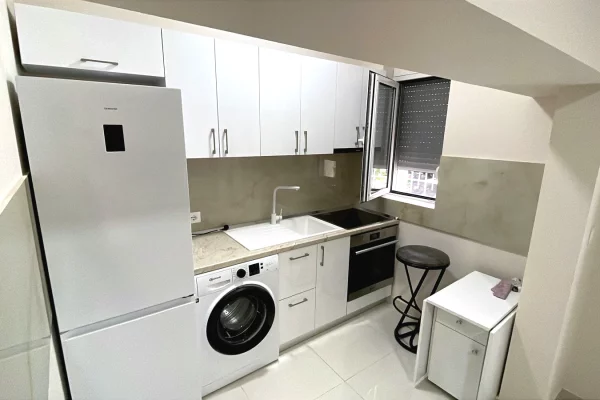 Casa in affitto 1+1 a Tirana - 450 Euro