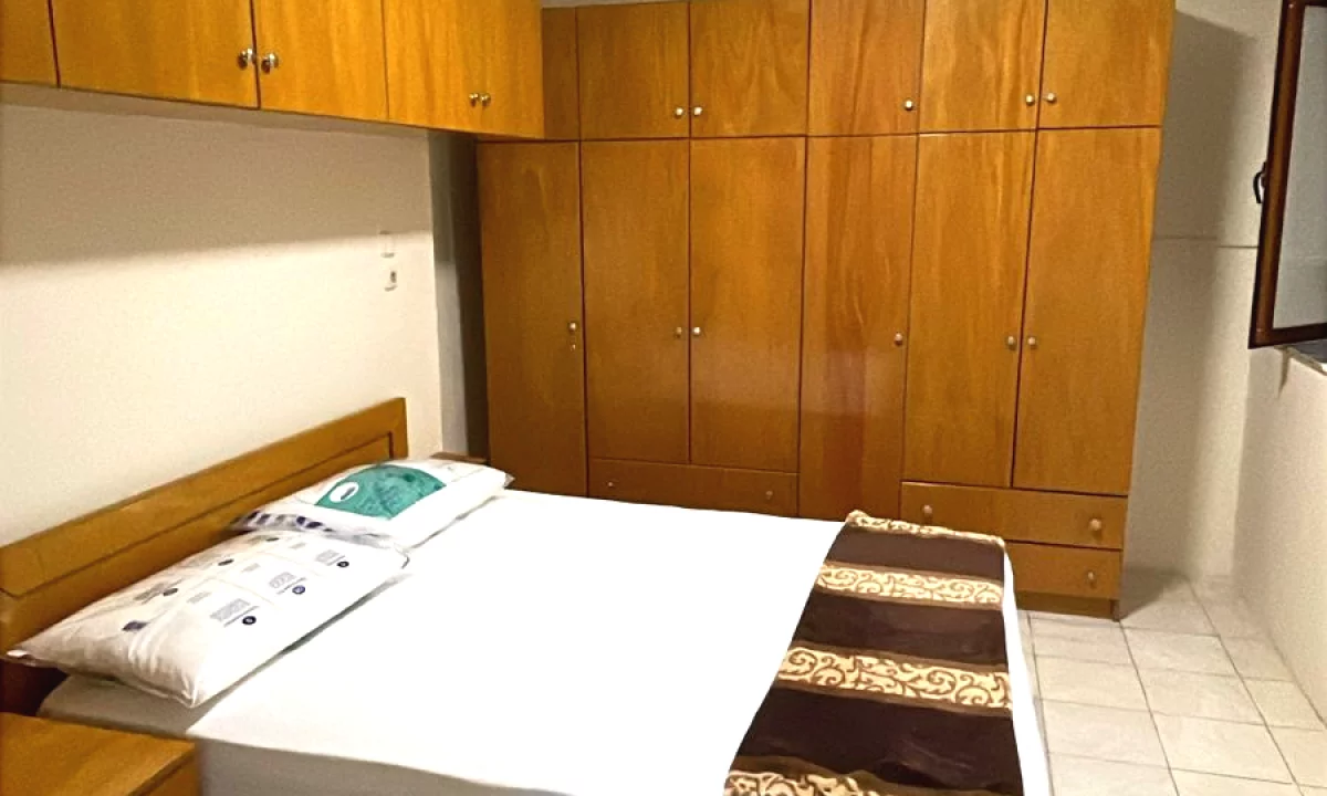 Shtepi me qera Apartament ne Tirane, 2+1, Mobilimi E mobiluar, Pagesa 520  Euro.