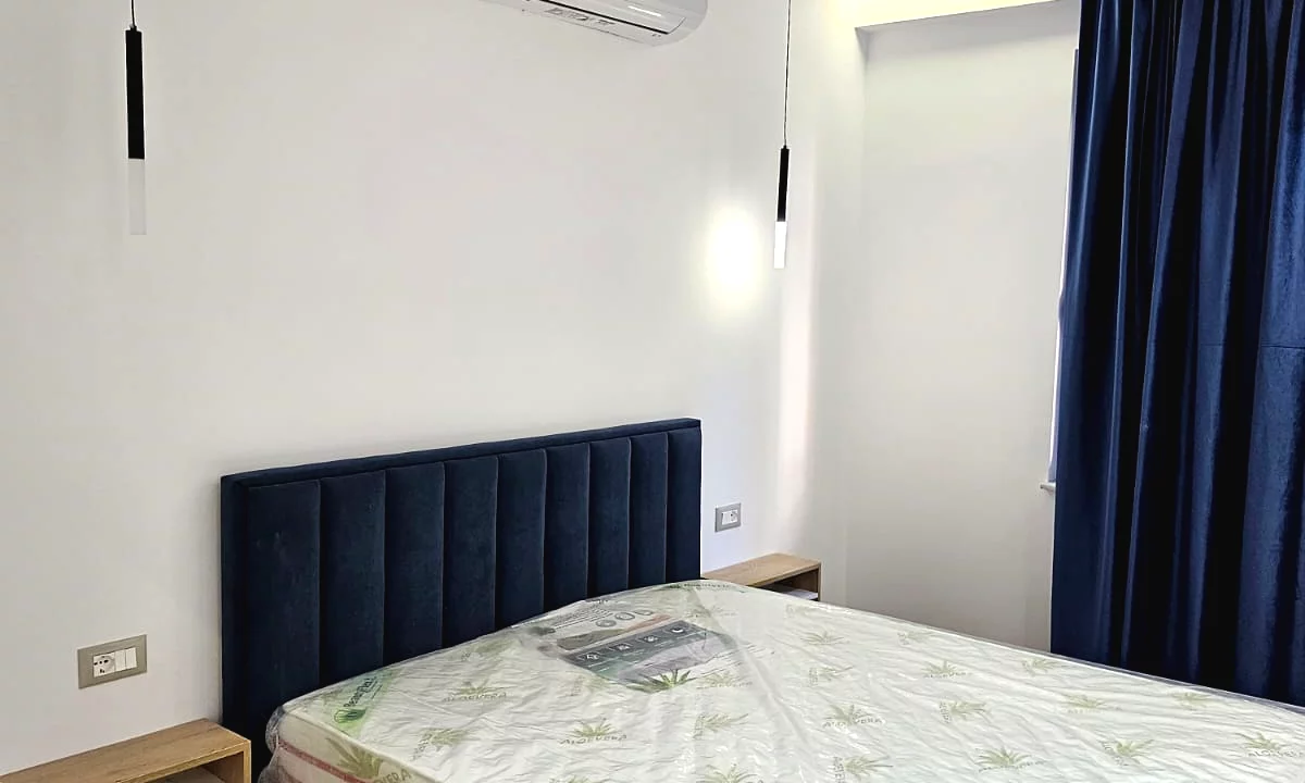 Shtepi me qera Apartament ne Tirane, 1+1, Mobilimi E mobiluar, Pagesa 55,000  Leke.
