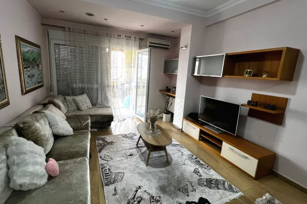 Prane Fish Time, Don Bosko, shitet super apartament 2+1+2 me Verande. ME HIPOTEKE!!