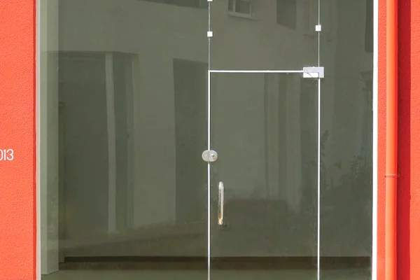 Business Property in Sale 1+1 in Tirana - 350,000 Euro