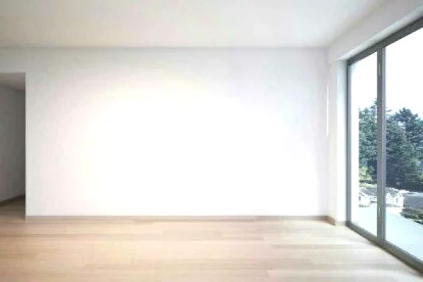 Komuna e Parisit , Ambient Biznesi 200m2, kat 0 , Me Fasade xhami.