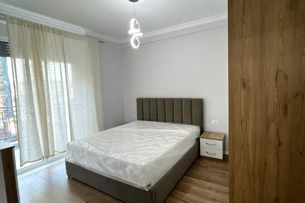 Shtepi me qera 1+1 ne Tirane - 600 Euro