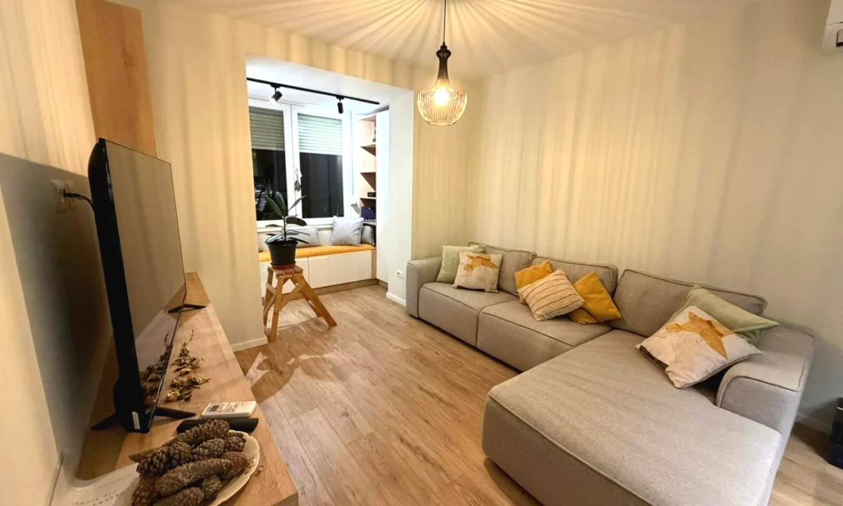 Shtepi me qera Apartament ne Tirane, 1+1, Mobilimi E mobiluar, Pagesa 750  Euro.