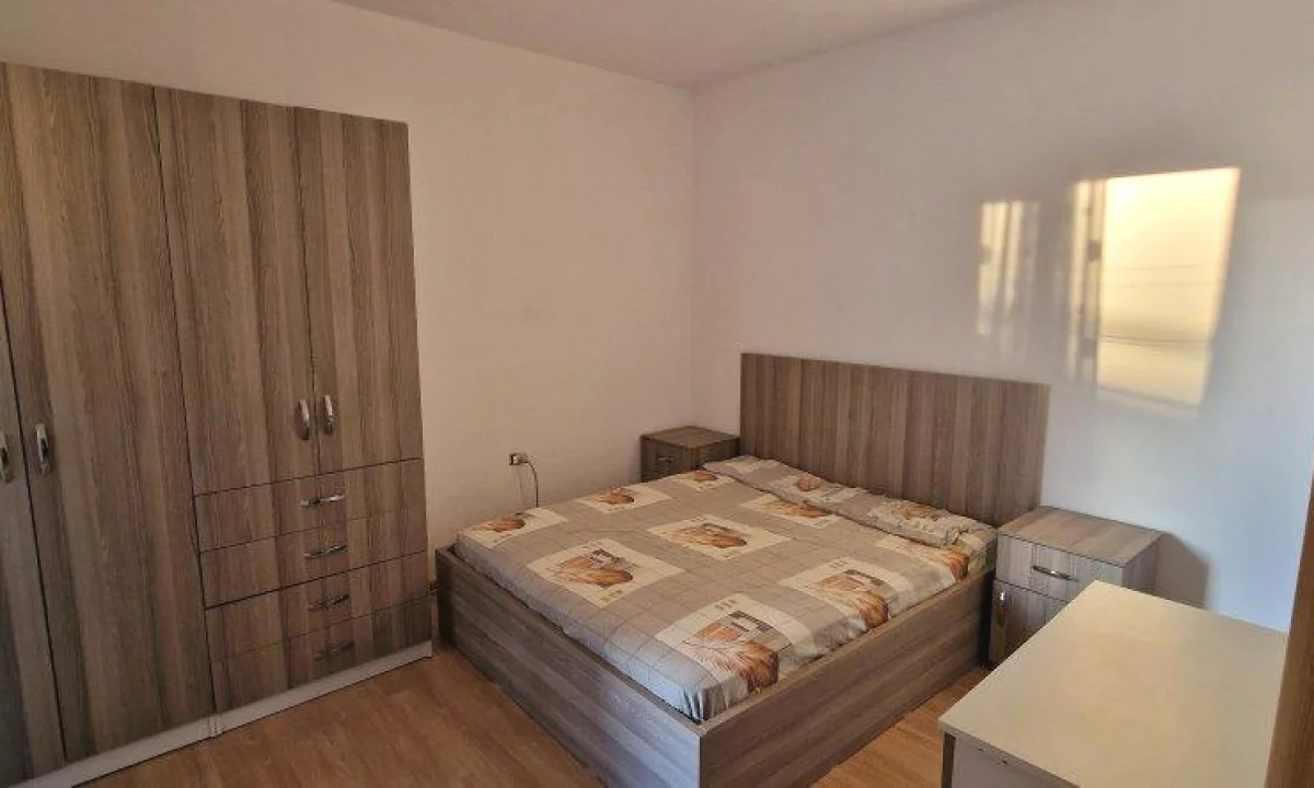 Shtepi me qera Apartament ne Tirane, 1+1, Mobilimi E mobiluar, Pagesa 450  Euro.