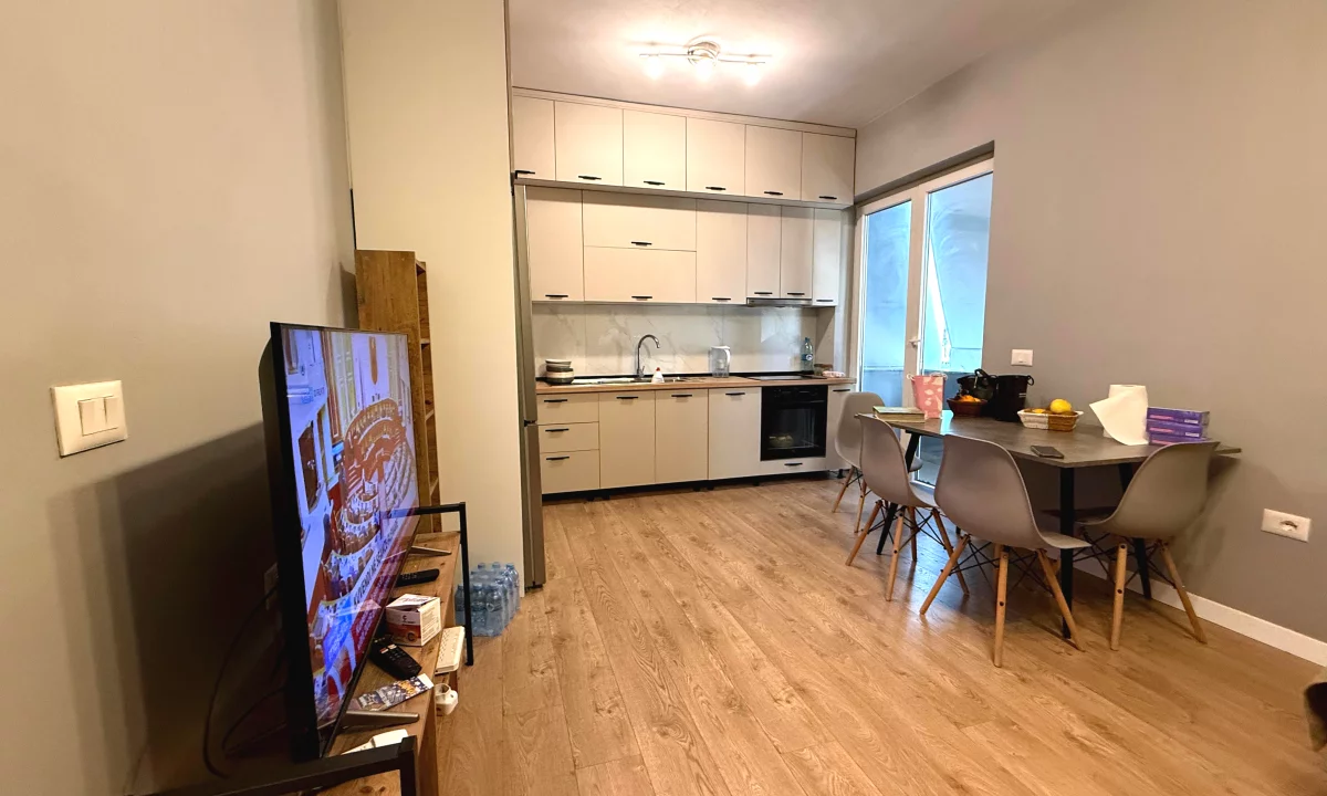 Shtepi me qera Apartament ne Tirane, 1+1, Mobilimi E mobiluar, Pagesa 52,000  Leke.