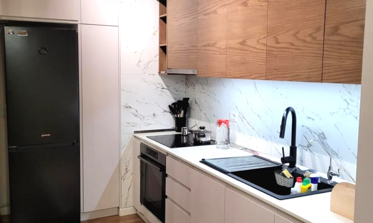 Shtepi me qera Apartament ne Tirane, 2+1, Mobilimi E mobiluar, Pagesa 60,000  Leke.