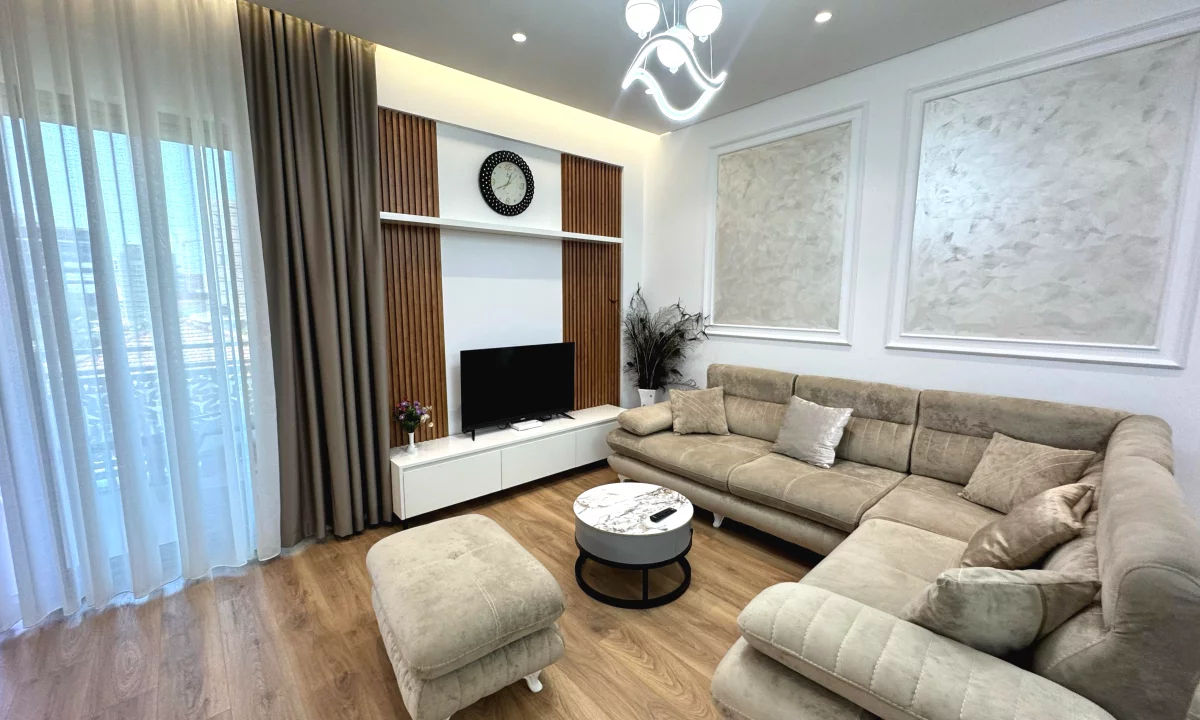 Shtepi me qera Apartament ne Tirane, 2+1, Mobilimi E mobiluar, Pagesa 750  Euro.