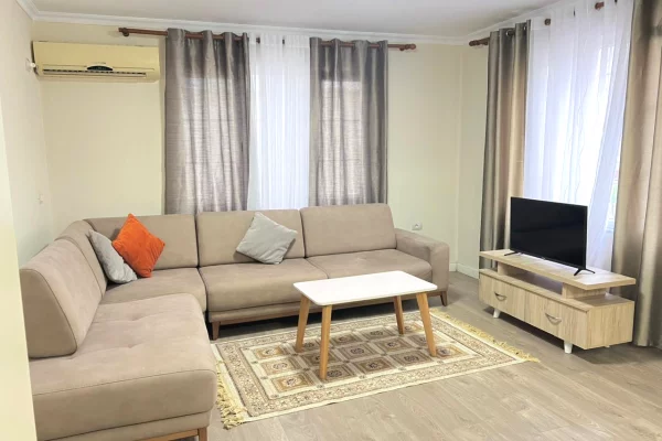 House for Rent 1+1 in Tirana - 400 Euro