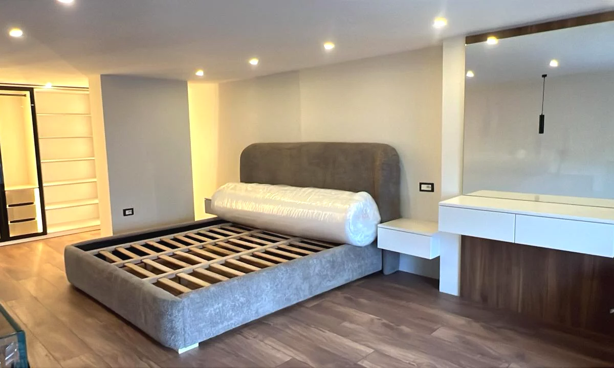 Shtepi me qera Apartament ne Tirane, 1+1, Mobilimi E mobiluar, Pagesa 60,000  Leke.