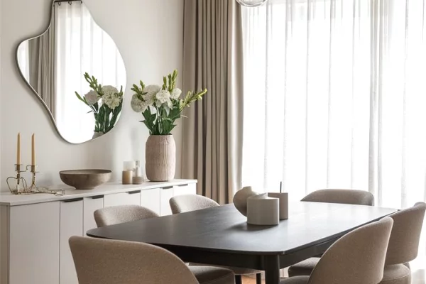 21-dhjetori, prAne Kompleksit KONTAKT, Jepet me qera apartament 1+1 !