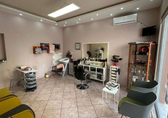 Ambient biznesi me qera 1+1 ne Tirane - 400 Euro