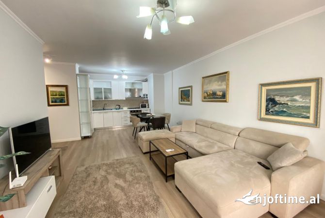 Shtepi me qera 1+1 ne Tirane - 700 Euro