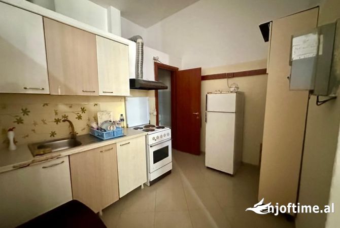 Shtepi ne shitje 2+1 ne Tirane - 90,000 Euro