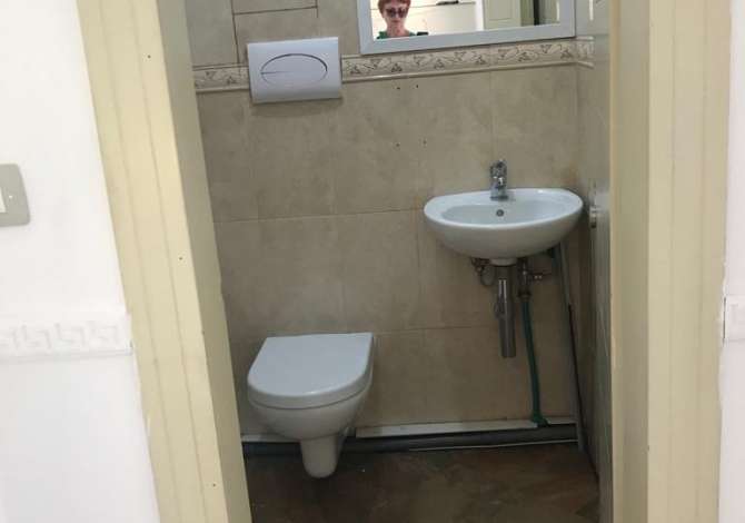 Dyqan me qera te zona e ish Bllokut