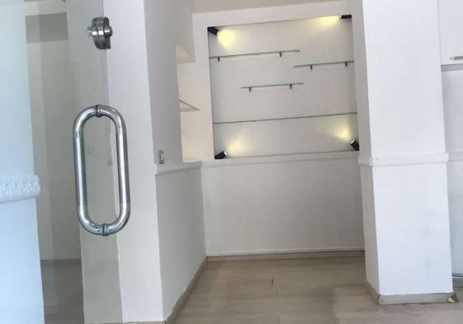 Ambient biznesi me qera 1+1 ne Tirane - 500 Euro