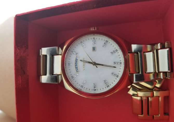 Accessori uomo e donna  a Durazzo - 9,000 Euro