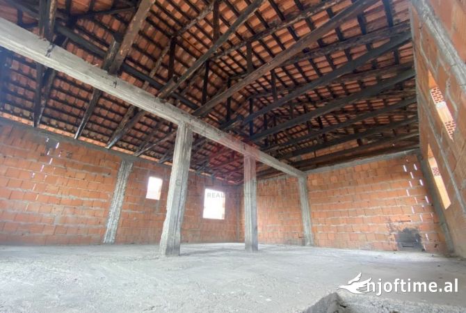 Casa in vendita 4+1 a Tirana - 125,000 Euro