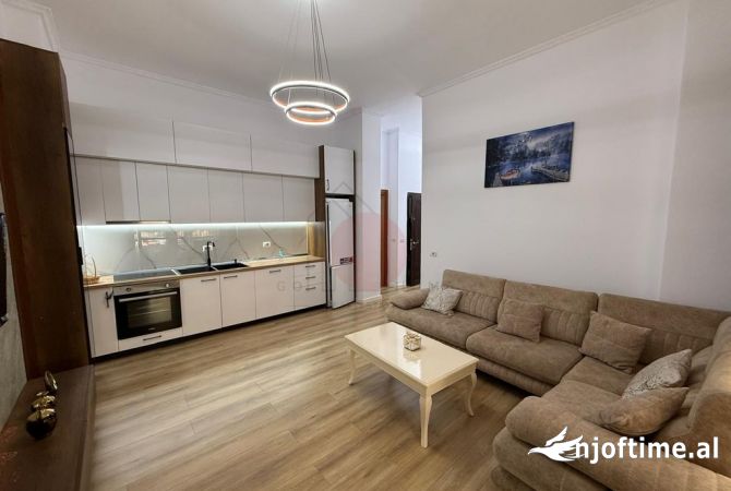 Shtepi ne shitje 2+1 ne Tirane - 145,000 Euro