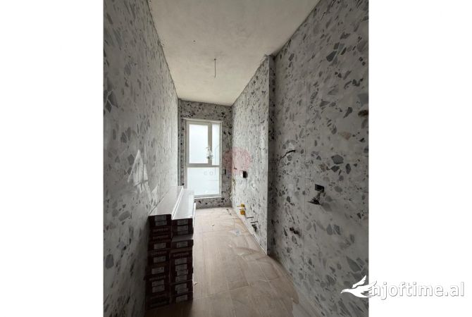 Shtepi ne shitje 1+1 ne Tirane - 139,500 Euro