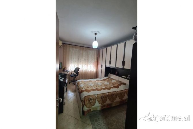 Shtepi me qera 1+1 ne Tirane - 420 Euro