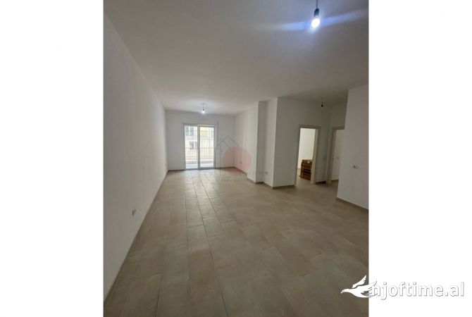 Shtepi ne shitje 2+1 ne Tirane - 102,000 Euro