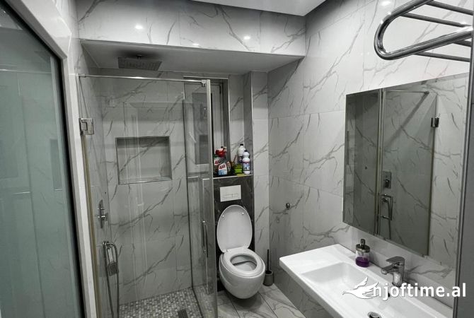 Shtepi me qera 2+1 ne Tirane - 600 Euro