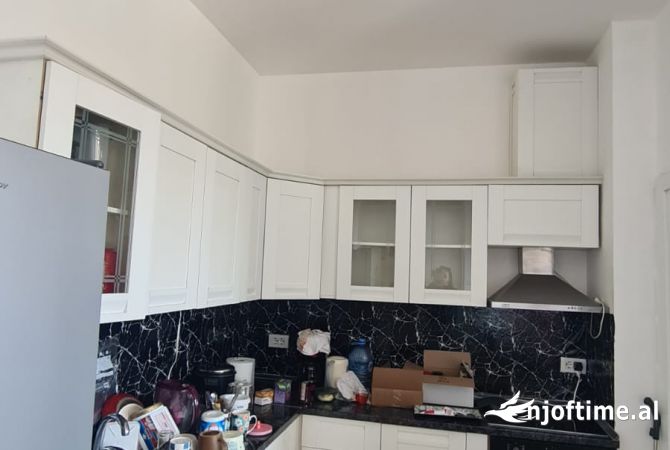Shtepi me qera 2+1 ne Tirane - 350 Euro