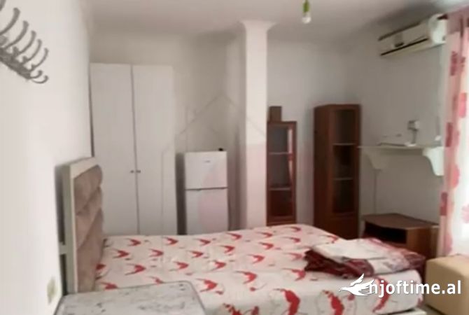 Shtepi me qera Garsoniere ne Tirane - 250 Euro