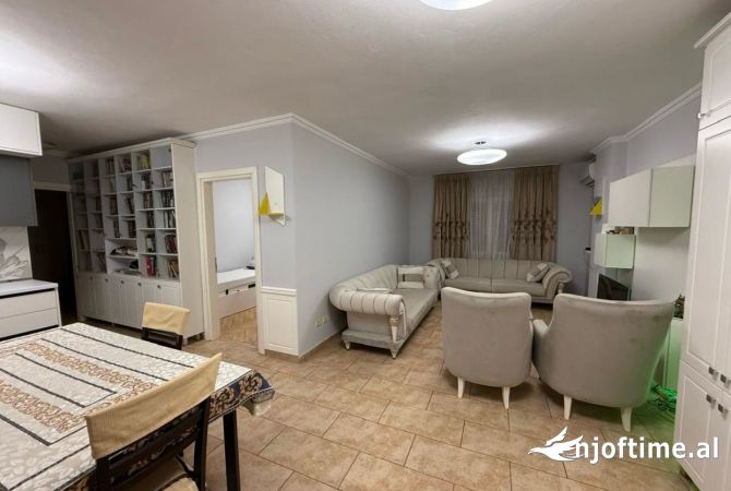 Shtepi me qera 2+1 ne Tirane - 600 Euro