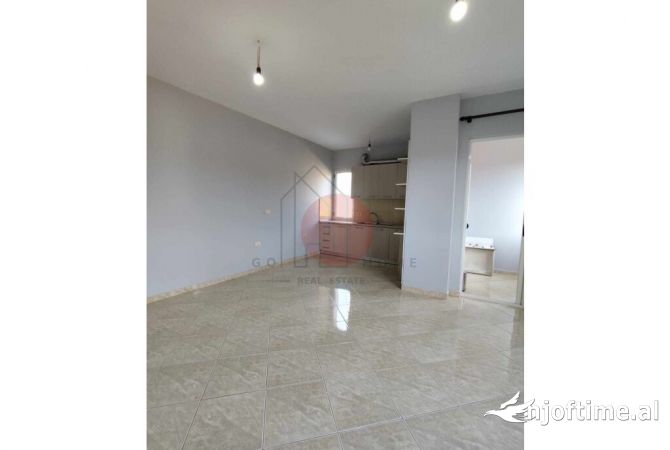 Apartment for rent in Tirana 2+1, Emty