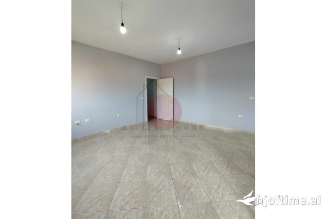 Shtepi me qera 2+1 ne Tirane - 300 Euro