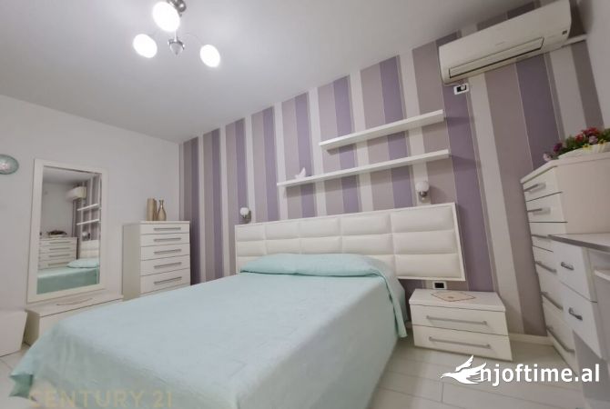 Shtepi me qera 2+1 ne Tirane - 750 Euro
