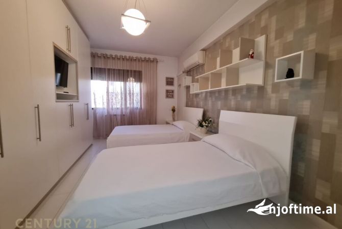 Shtepi me qera 2+1 ne Tirane - 750 Euro