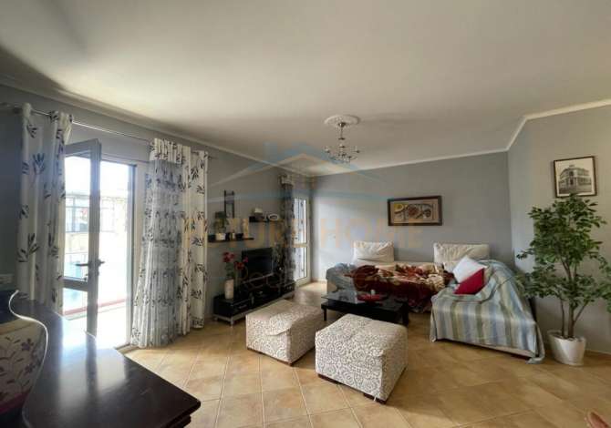 Shtepi me qera 2+1 ne Durres - 600 Euro