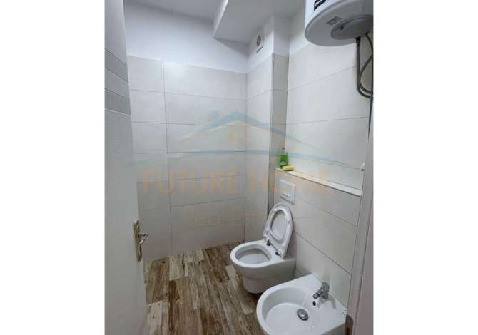 Shtepi ne shitje Apartament ne Durres, 2+1, Mobilimi E mobiluar, Pagesa 94,000  Euro.