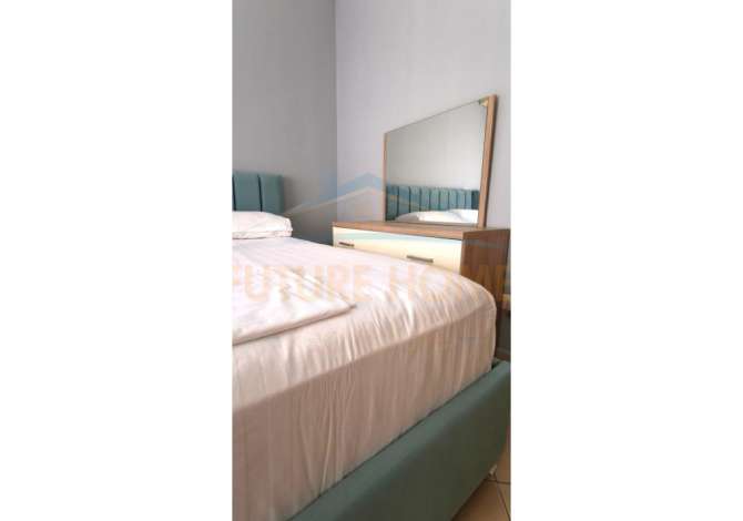 Shtepi ne shitje Apartament ne Durres, 1+1, Mobilimi E mobiluar, Pagesa 80,000  Euro.