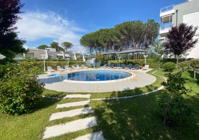 Shtepi ne shitje 7+1 ne Durres - 800,000 Euro
